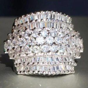 New Princess Cut 18 CT Silver Ring, beautiful Ring, shiny Ring